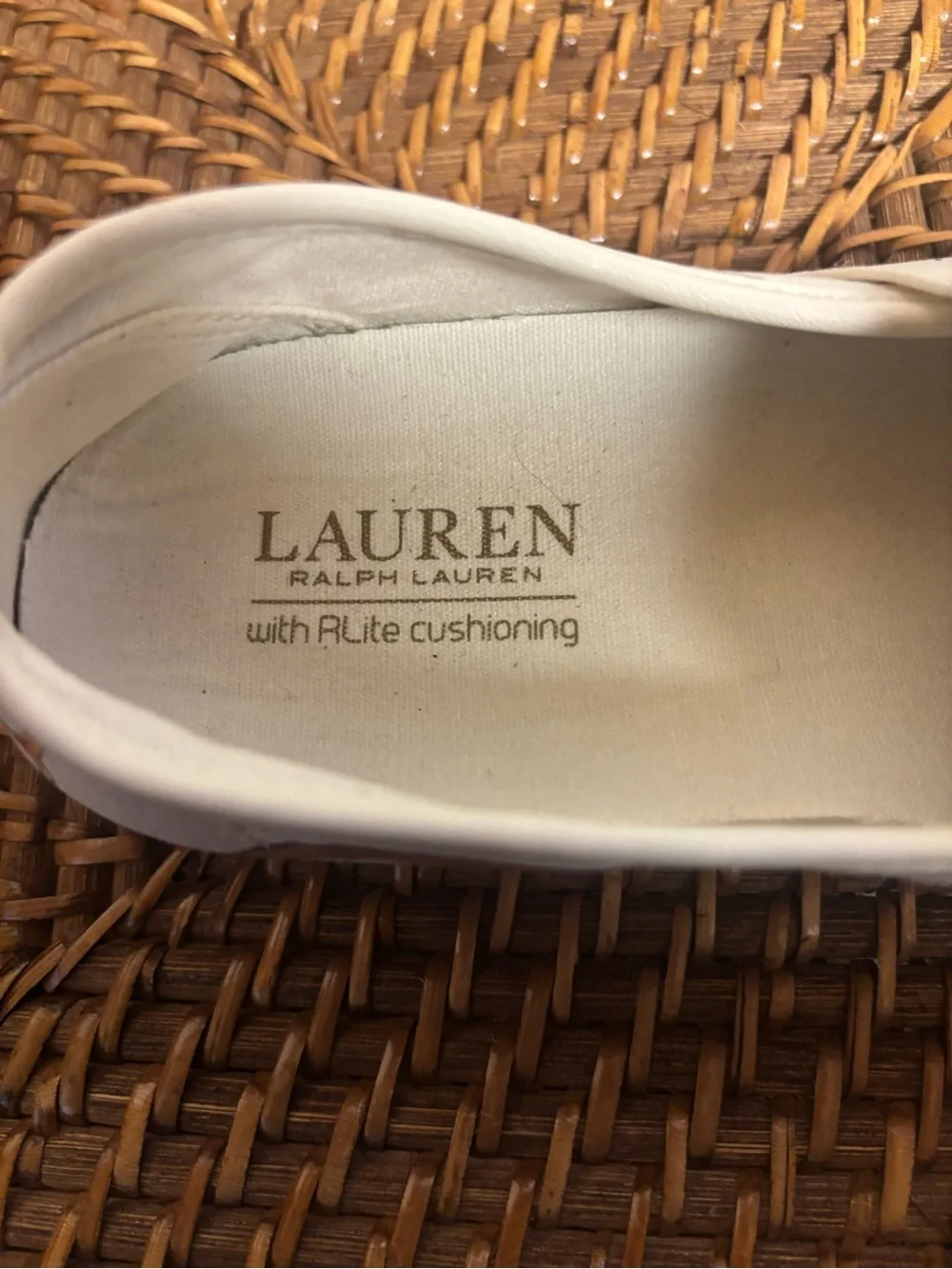 LAUREN Ralph Lauren Jiny White Slip-On Sneakers with Equine Chain Print, size 8 - Picture 6 of 8